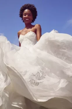 Tiered Floral Ball Gown Wedding Dress -Blissful Brides Shop 4XLCWG936 2 PDP Crop JUNE21 1920x2880