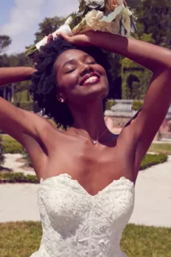 Tiered Floral Ball Gown Wedding Dress -Blissful Brides Shop 4XLCWG936 3 PDP Crop JUNE21 1920x2880