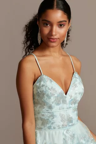 Floral Embellished Spaghetti Strap Lace-Up Gown 5 Floral Embellished Spaghetti Strap Lace-Up Gown - Image 3