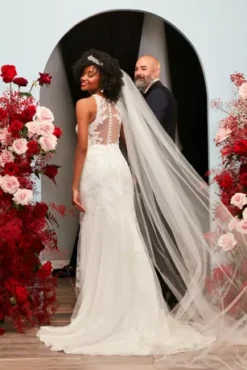 Buttoned Illusion Back Wedding Dress With Applique -Blissful Brides Shop CWG909 PDP Crop JUNE15 1920x2880