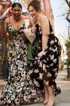 V-Neck Floral Print Maxi Dress -Blissful Brides Shop D21NY22403 PDP Crop APR25 1920x2880