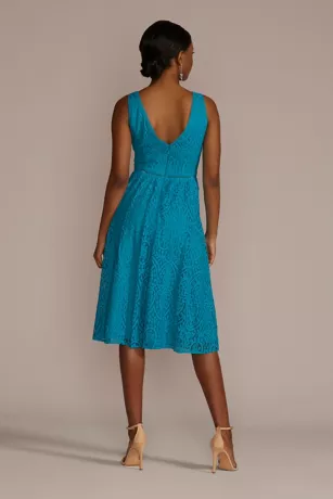 V-Neck Lace Sleeveless Dress 4 V-Neck Lace Sleeveless Dress - Image 2