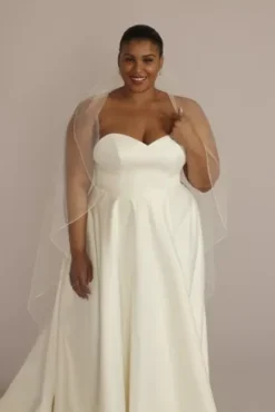 Cascading Tulle Mid-Length Veil With Pencil Edge -Blissful Brides Shop V10001 IVORY VLS OM PROD4 002