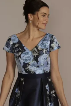 Short Sleeve Floral Jacquard A-Line 7 Short Sleeve Floral Jacquard A-Line -Blissful Brides Shop WBM2971 NAVY MOB PROD3 080