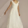 Scalloped Lace And Tulle Wedding Dress 1 Scalloped Lace And Tulle Wedding Dress -Blissful Brides Shop WG3850 SIVORY OLEG PROD6 044