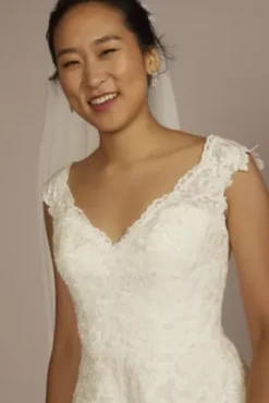 Scalloped Lace And Tulle Wedding Dress -Blissful Brides Shop WG3850 SIVORY OLEG PROD6 116