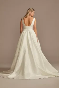 Floral Jacquard V-Neck Wedding Dress 7 Floral Jacquard V-Neck Wedding Dress -Blissful Brides Shop WG4012DB IVORY DBSTU PROD12 V2 086