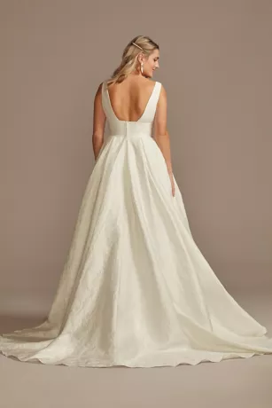 Floral Jacquard V-Neck Wedding Dress 4 Floral Jacquard V-Neck Wedding Dress - Image 2