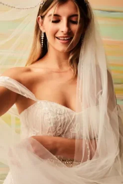 Bead And Pearl Trimmed Chapel Length Veil -Blissful Brides Shop WPD27156 PDP Crop JUL24 1920x2880
