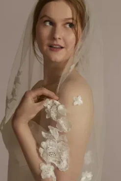 Rose-Lace Appliqued Tulle Fingertip Veil -Blissful Brides Shop WPD29953V1 IVORY VLS OM PROD2 073